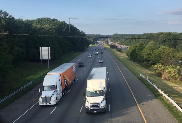 Trucks on I95